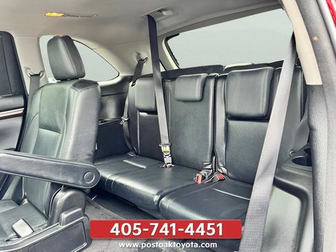 Used 2016 Toyota Highlander Limited Platinum AWD/4WD image 25