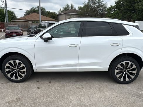 Used 2026 Audi Q3 quattro 2.0T AWD/4WD image 4