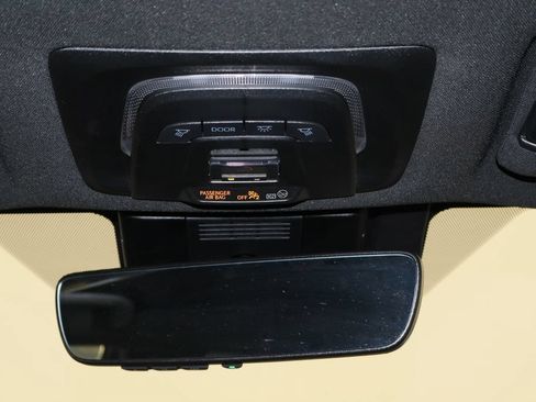 Used 2023 Subaru Solterra AWD image 25