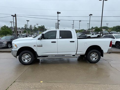 Used 2018 RAM 3500 Tradesman w/ Chrome Appearance Group AWD/4WD image 7