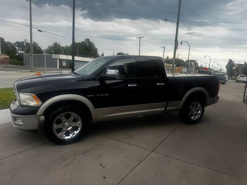 Used 2010 Dodge Ram 1500 Truck Laramie AWD/4WD image 8