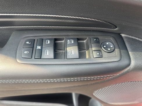 Used 2022 Dodge Durango GT image 11