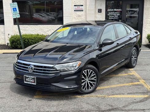 Used 2021 Volkswagen Jetta S w/ Driver Assistance Package FWD image 2
