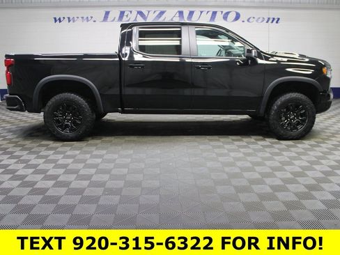 Used 2023 Chevrolet Silverado 1500 ZR2 w/ Technology Package image 2