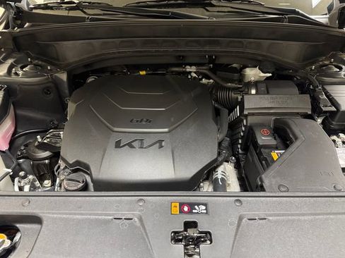 Used 2025 Kia Telluride S FWD image 26