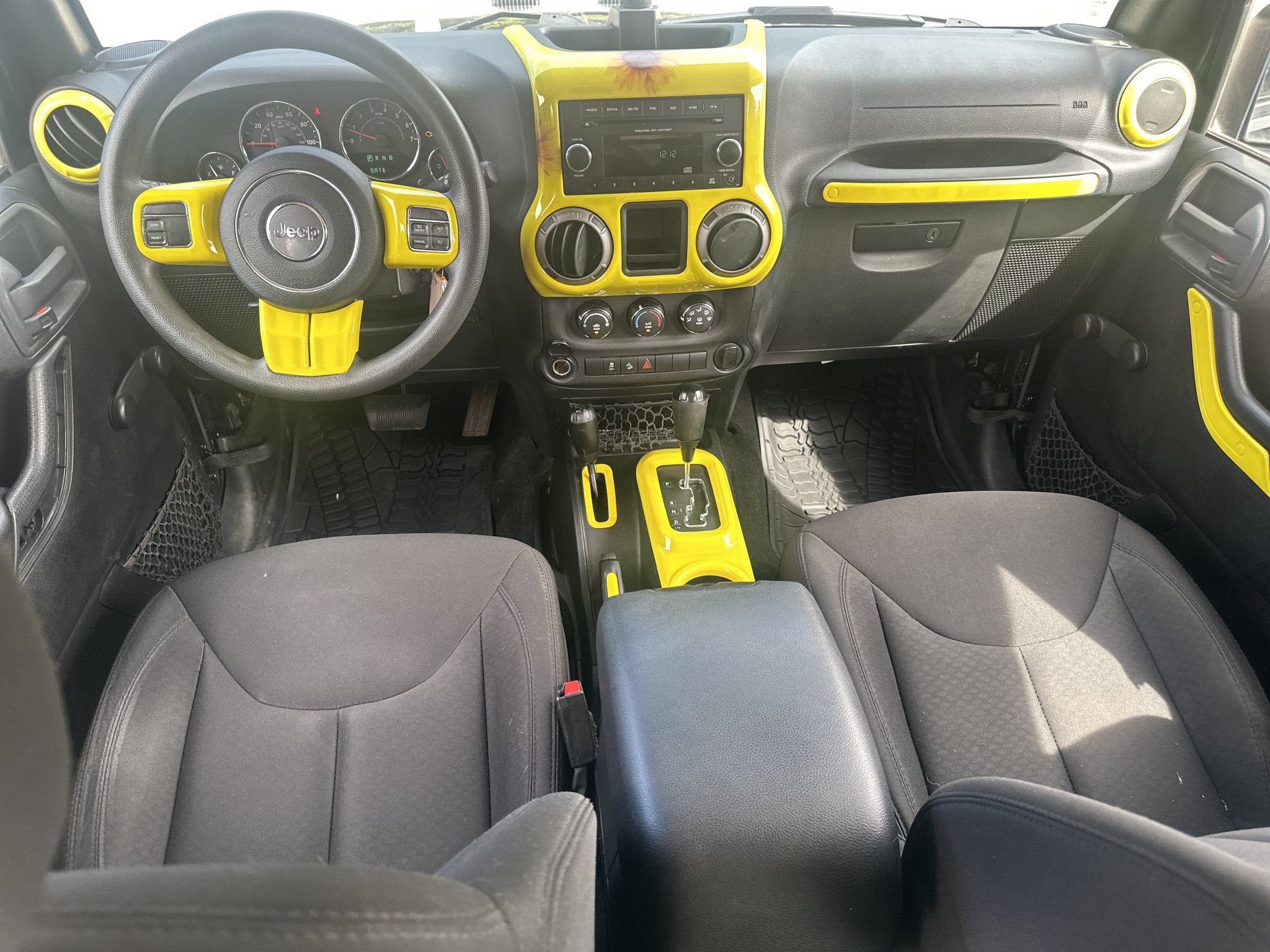 Used 2015 Jeep Wrangler Unlimited Sport AWD/4WD image 22