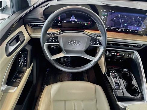 Used 2025 Audi Q5 Premium AWD/4WD image 19