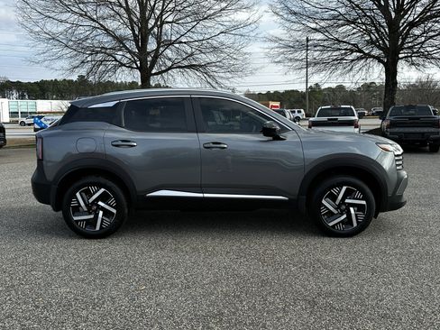 New 2026 Nissan Kicks SV w/ SV Premium Package image 4