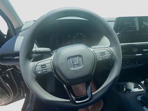 New 2027 Honda HR-V LX image 10