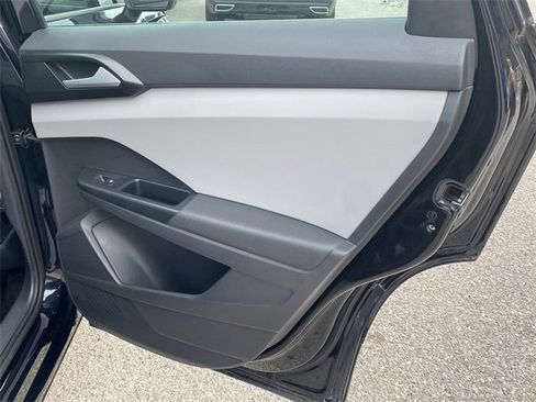 Used 2022 Volkswagen Taos S w/ IQ Drive S Package image 12