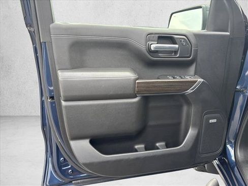 Used 2020 Chevrolet Silverado 1500 LT Trail Boss AWD/4WD image 11