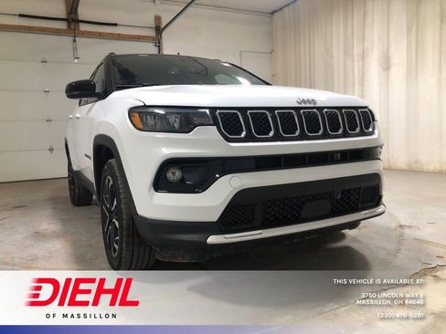 Used 2024 Jeep Compass Limited AWD/4WD image 1