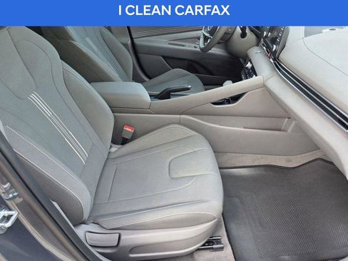 Certified 2025 Hyundai Elantra Sport FWD image 15