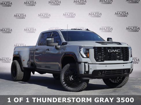 Used 2026 GMC Sierra 3500 Denali Ultimate image 2