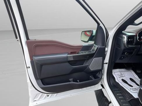 Used 2023 Ford F150 Lariat w/ Equipment Group 502A High image 9