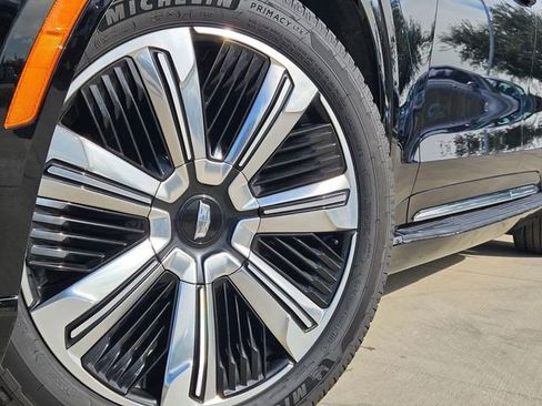 New 2025 Cadillac Escalade IQ Luxury 1 image 8