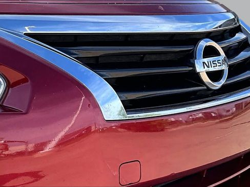 Used 2013 Nissan Altima 2.5 S FWD image 27
