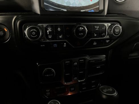 Certified 2022 Jeep Wrangler Unlimited Rubicon 4xe w/ Steel Bumper Group image 18