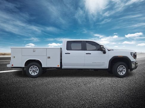 New 2026 GMC Sierra 3500 Pro w/ Convenience Package AWD/4WD image 19