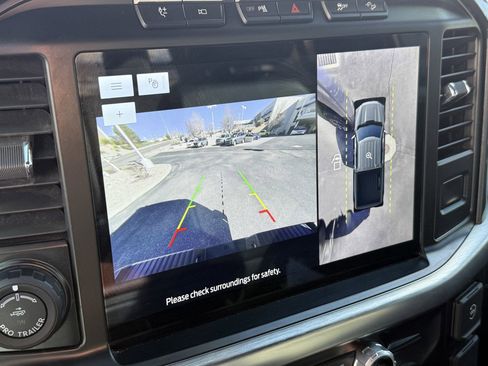 Used 2023 Ford F150 Lariat w/ Max Trailer Tow Package image 15