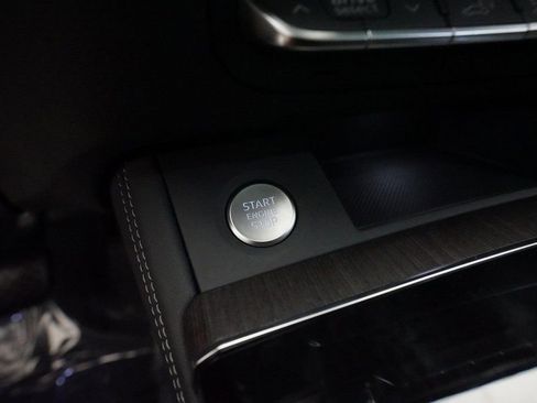 New 2025 Audi Q5 e Premium Plus AWD/4WD image 32