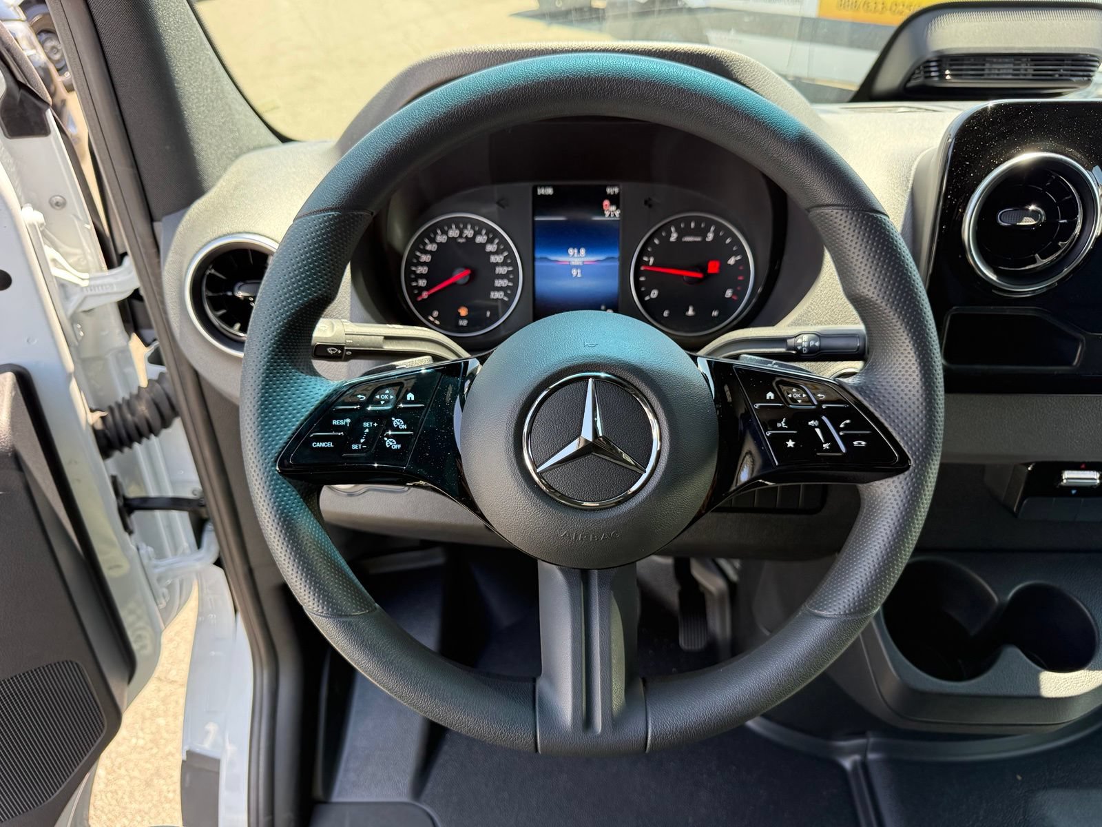 New 2026 Mercedes-Benz Sprinter 2500 image 21