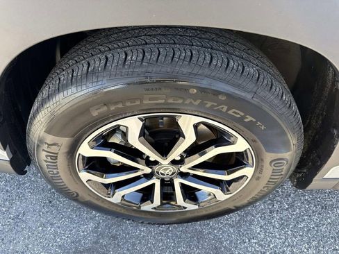 Used 2024 Toyota Corolla Cross S image 12