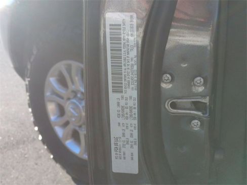 Used 2017 RAM 2500 Laramie image 26