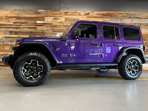 Used 2023 Jeep Wrangler Unlimited Rubicon 4xe w/ Cold Weather Group AWD/4WD image 52
