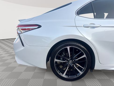 Used 2020 Toyota Camry XSE FWD image 30