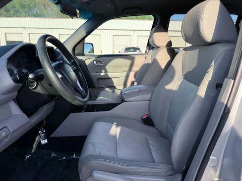 Used 2012 Honda Pilot LX image 2