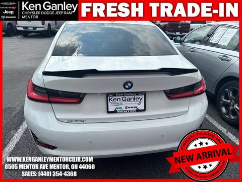 Used 2020 BMW 330i xDrive Sedan w/ Convenience Package AWD/4WD image 9