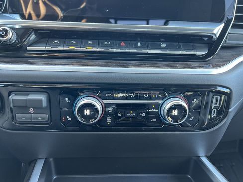 New 2026 GMC Sierra 1500 Elevation w/ Preferred Package image 11