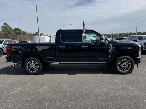 New 2026 Ford F250 Platinum w/ Platinum Plus Package image 6