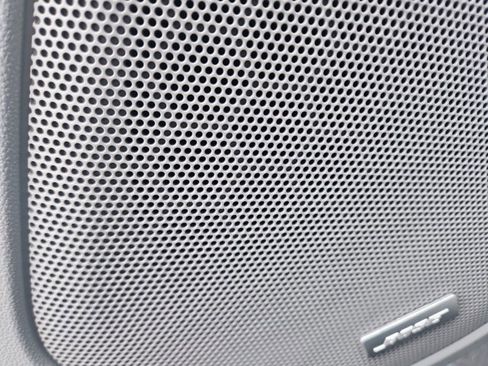 Used 2017 GMC Acadia SLT image 10