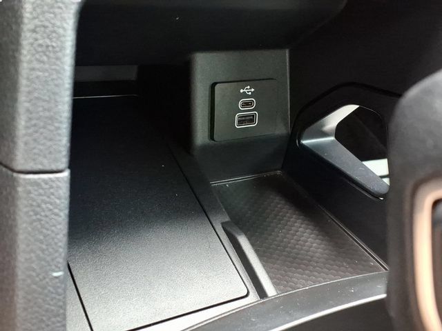 Used 2025 Ford Ranger XL RWD image 13