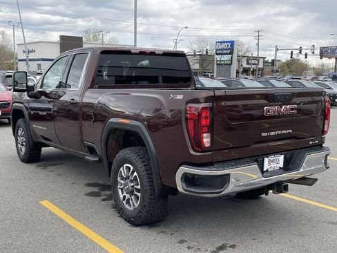 Used 2024 GMC Sierra 2500 SLE AWD/4WD image 5