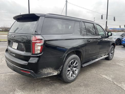 Used 2023 Chevrolet Suburban Z71 w/ Off-Road Capability Package image 5