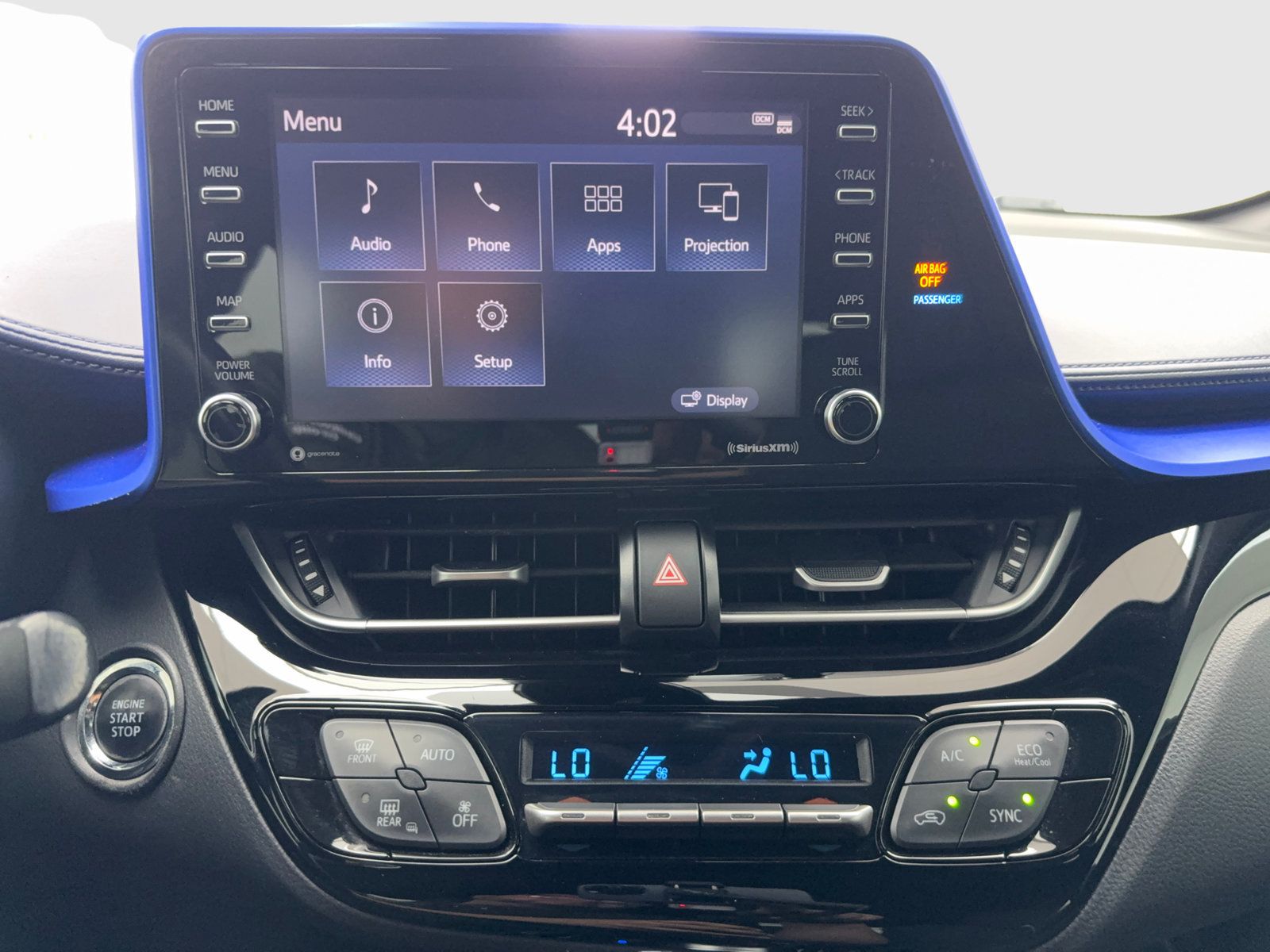 Used 2020 Toyota C-HR XLE FWD image 27