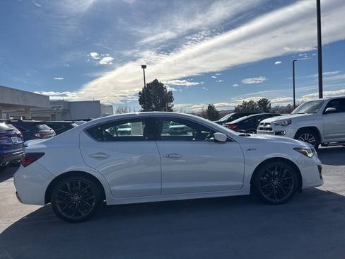 Used 2020 Acura ILX image 2