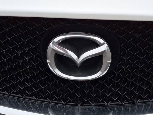 Used 2017 MAZDA CX-5 Touring w/ Preferred Equipment Package image 8