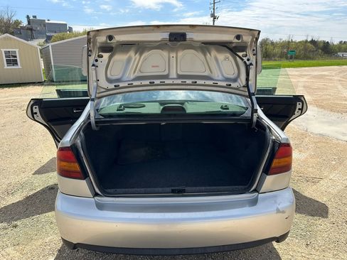 Used 2004 Subaru Outback Limited AWD/4WD image 13