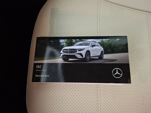 Used 2026 Mercedes-Benz GLC 300 4MATIC image 27