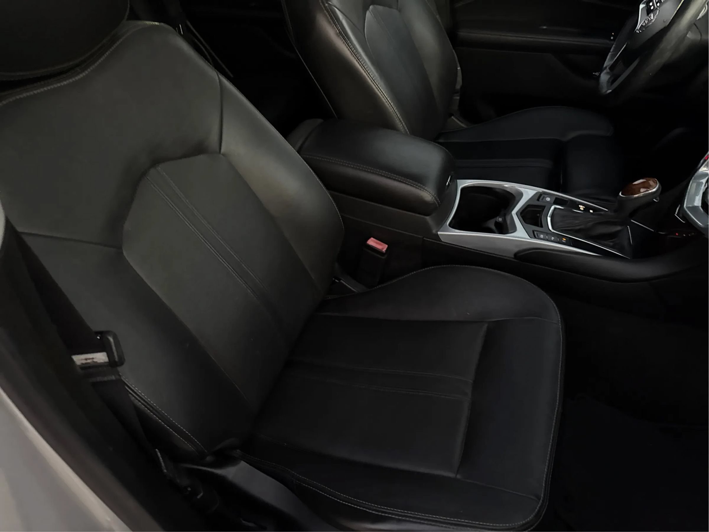 Used 2013 Cadillac SRX Performance w/ Driver Awareness Package FWD image 21