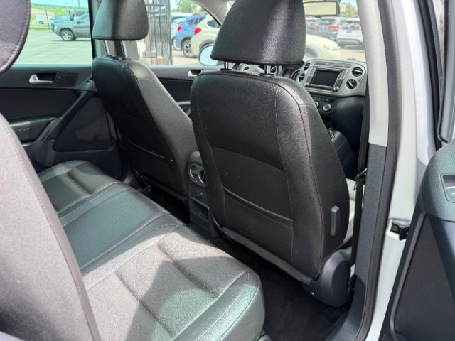 Used 2017 Volkswagen Tiguan Wolfsburg Edition AWD/4WD image 26