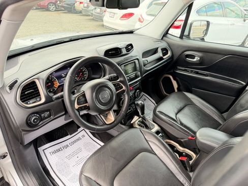 Used 2015 Jeep Renegade Limited AWD/4WD image 11