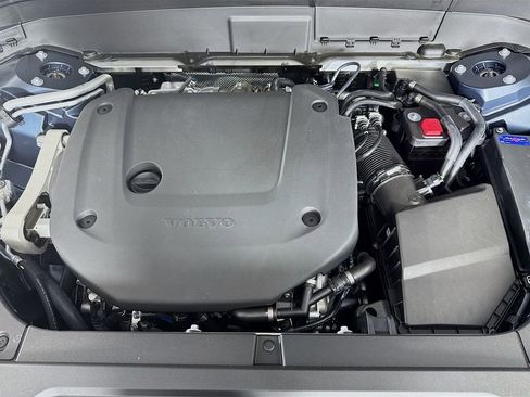 New 2026 Volvo XC90 B6 Ultra w/ Protection Package image 32