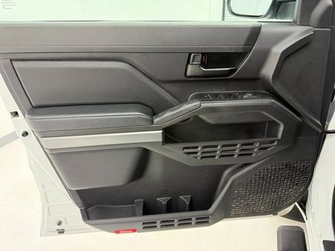 Used 2024 Toyota Tacoma SR5 image 29