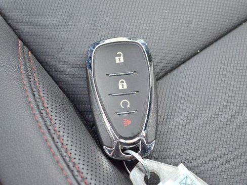 Used 2024 Chevrolet TrailBlazer RS image 25