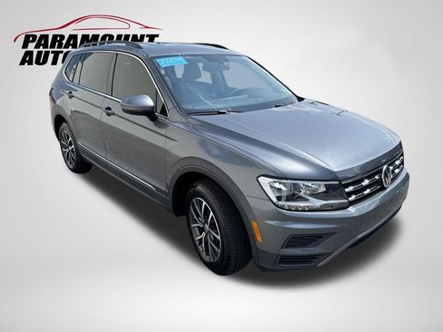 Used 2020 Volkswagen Tiguan SE R-Line AWD/4WD image 3